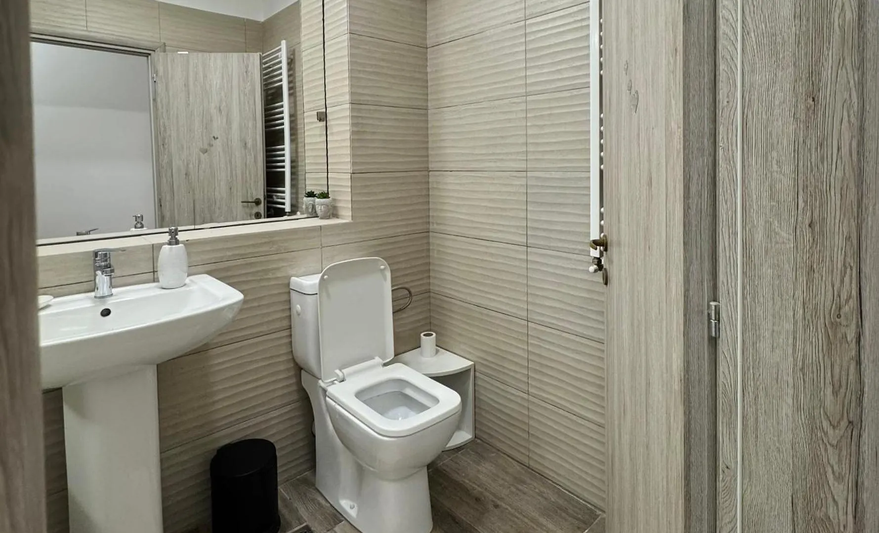 Apartment Solar D3, Private Parking, One Bedroom Bucarest